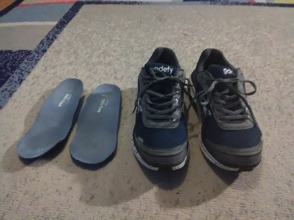 MEN'S GDEFY GRAVITY DEFYER SHOES