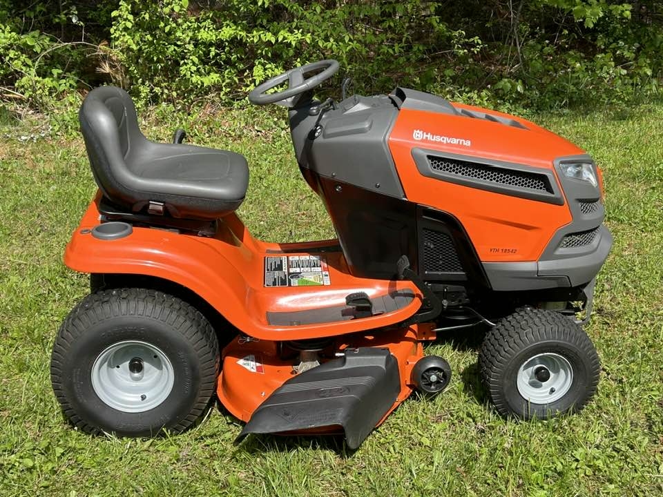 PRICE REDUCED! HUSQVARNA RIDING MOWER
